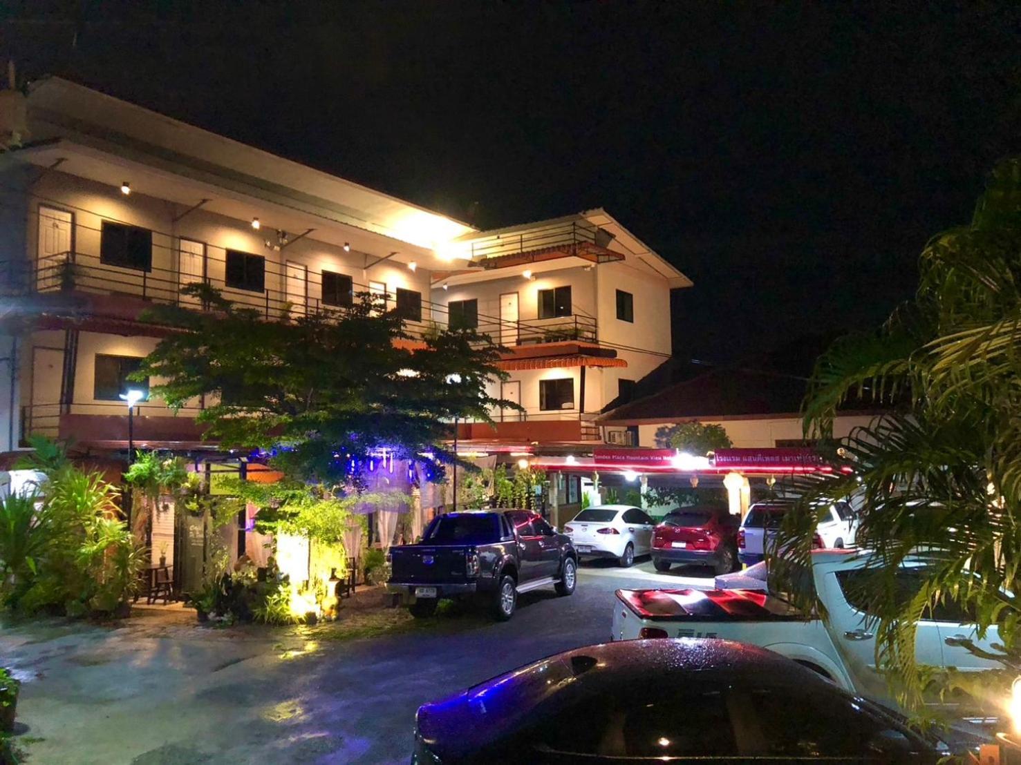 โรงแรมแสนดีเพลส เมาเท่นวิว จอมทอง المظهر الخارجي الصورة